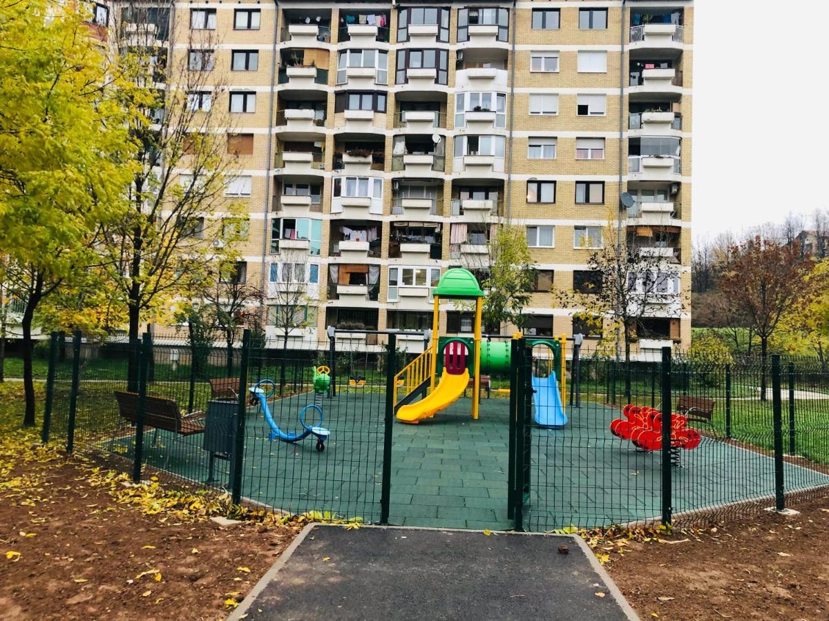 Apartment Etna! Near To Airport Sarajevo Ngoại thất bức ảnh