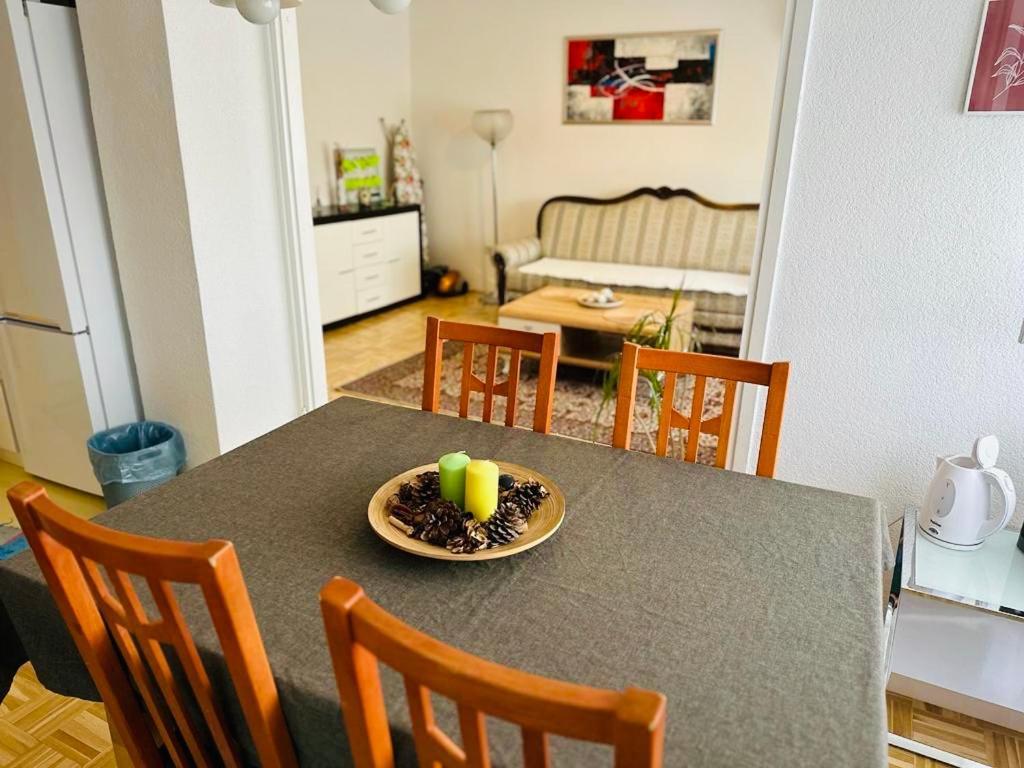 Apartment Etna! Near To Airport Sarajevo Ngoại thất bức ảnh